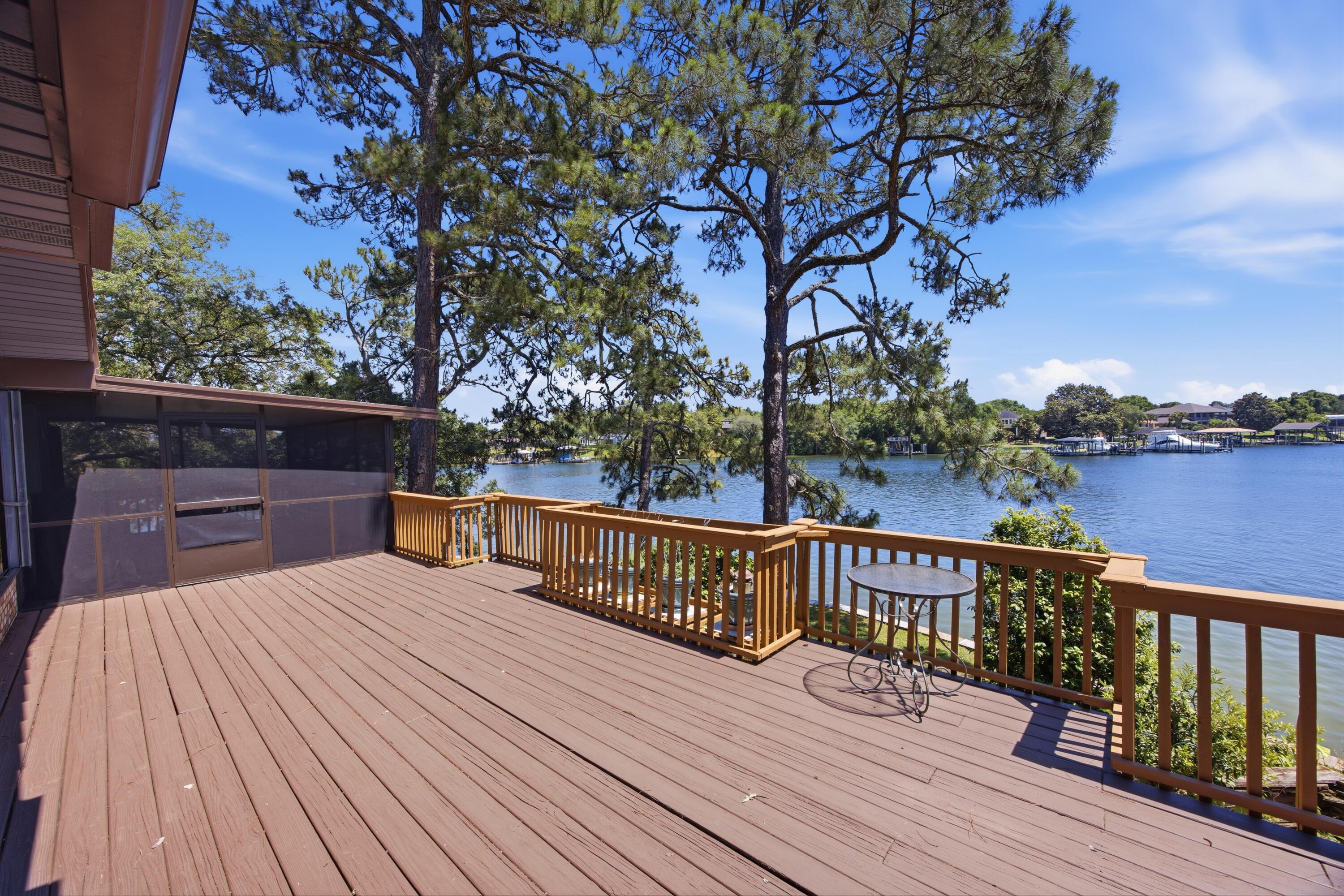 602 Cinco Terrace Lane