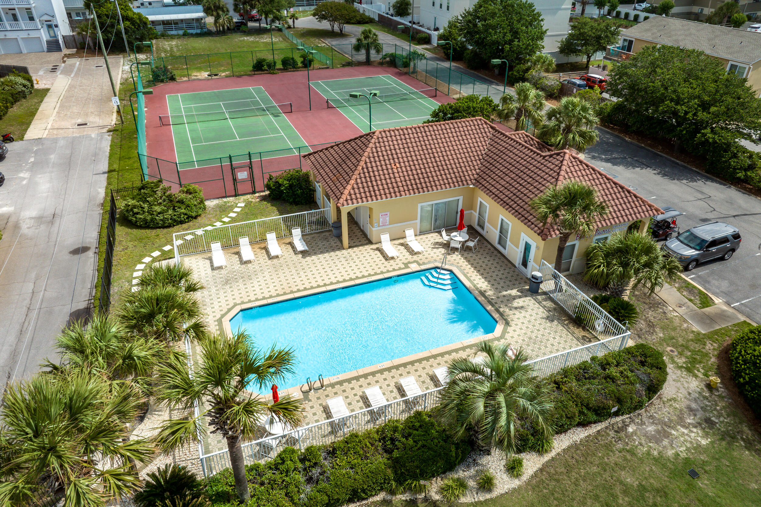 CIBONEY CONDO - Residential