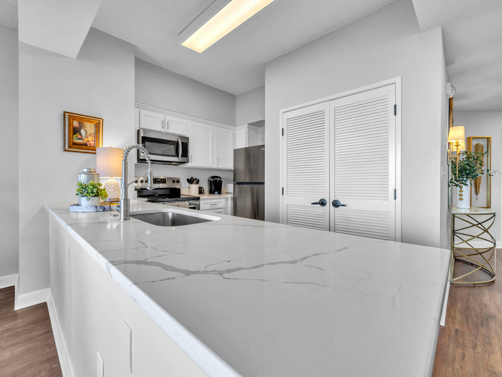 TIDES AT TOPS'L - Residential