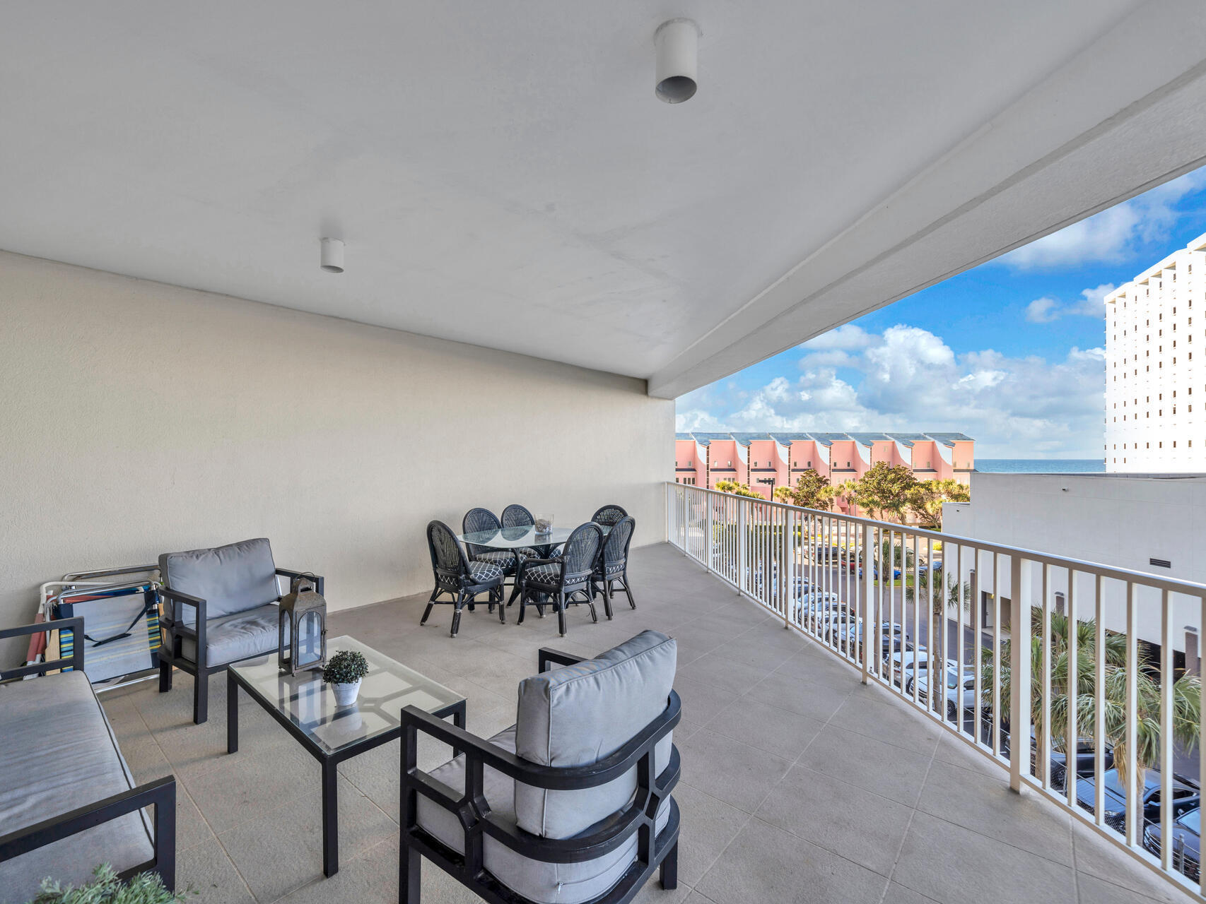 TIDES AT TOPS'L - Residential