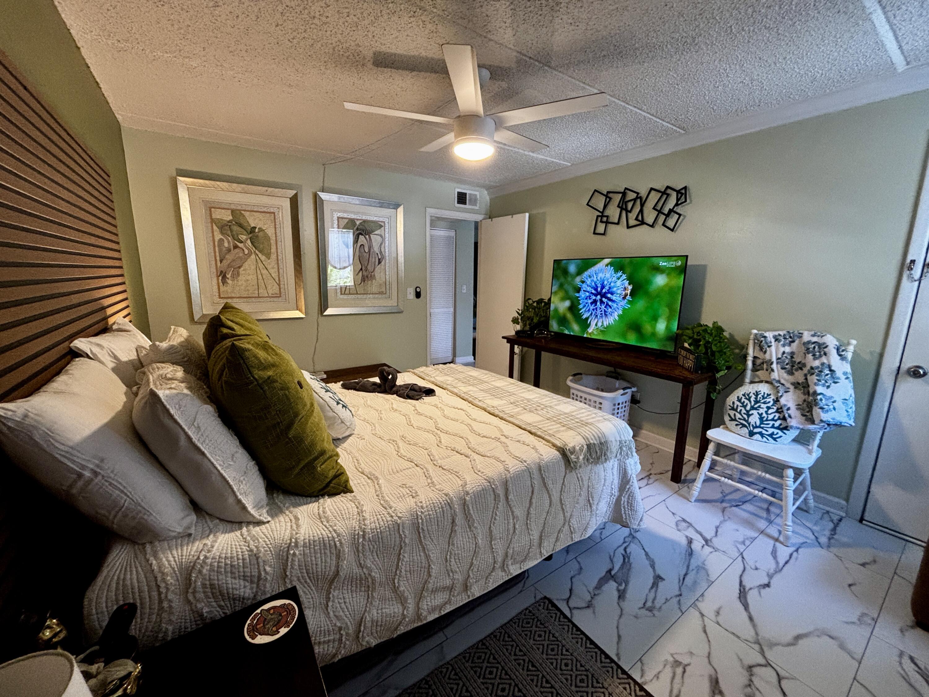 CEDARS CONDO - Residential