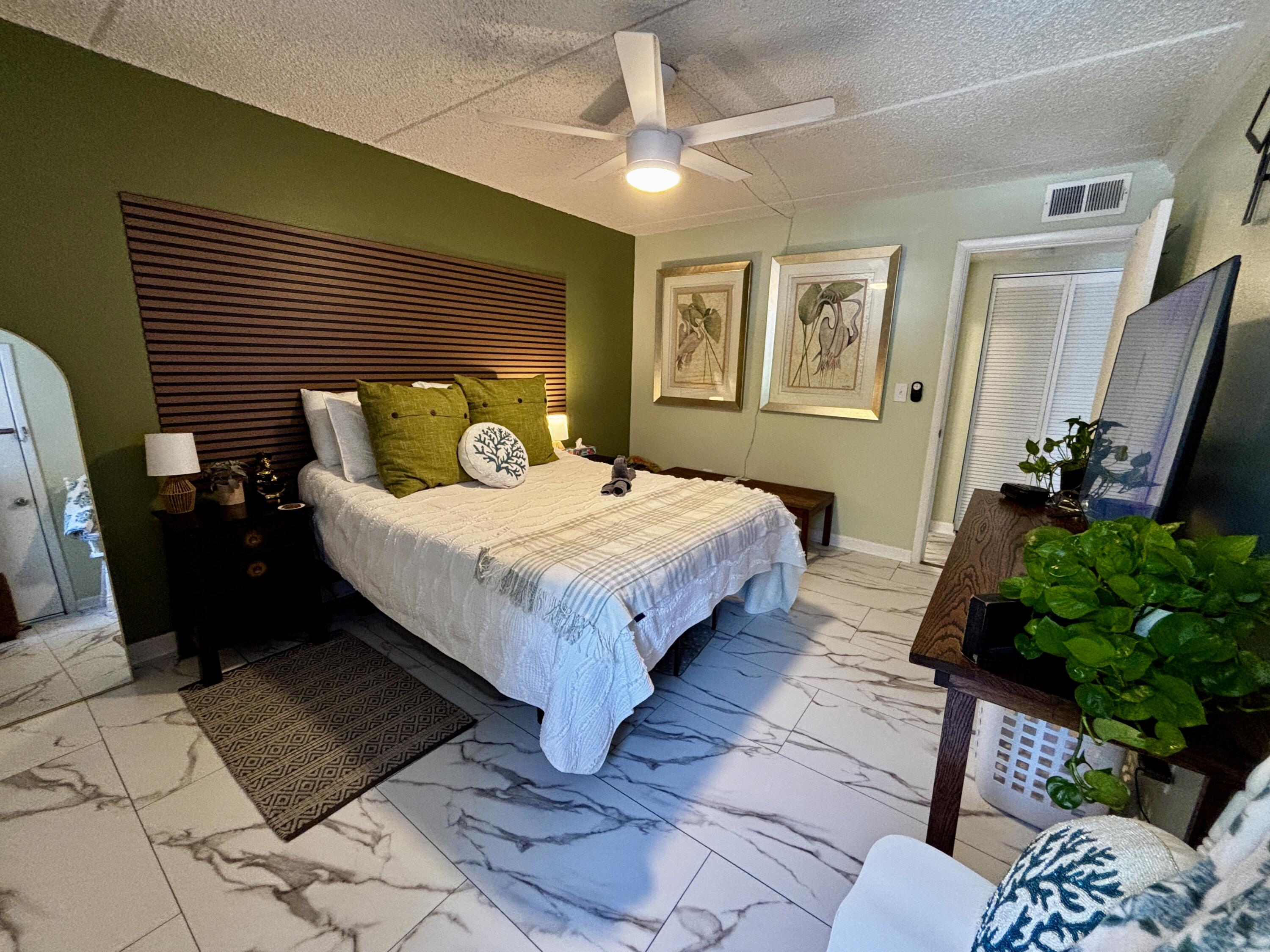CEDARS CONDO - Residential