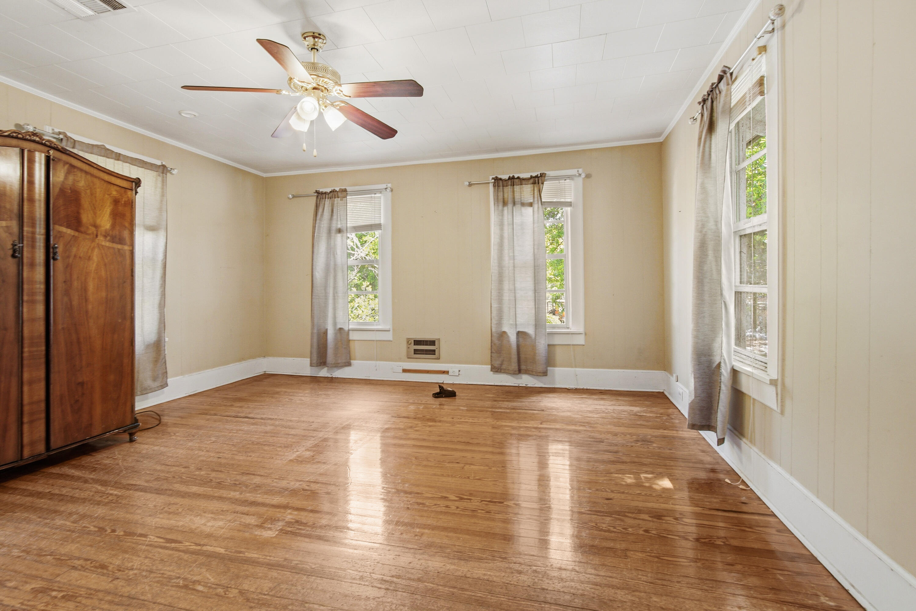 TOWN OF DEFUNIAK SPRINGS - Residential