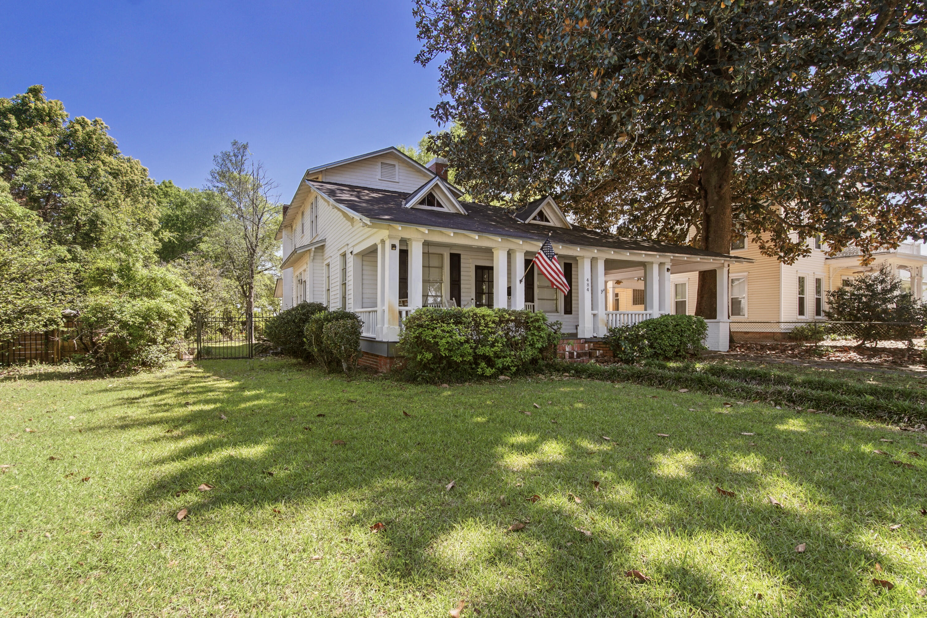 TOWN OF DEFUNIAK SPRINGS - Residential