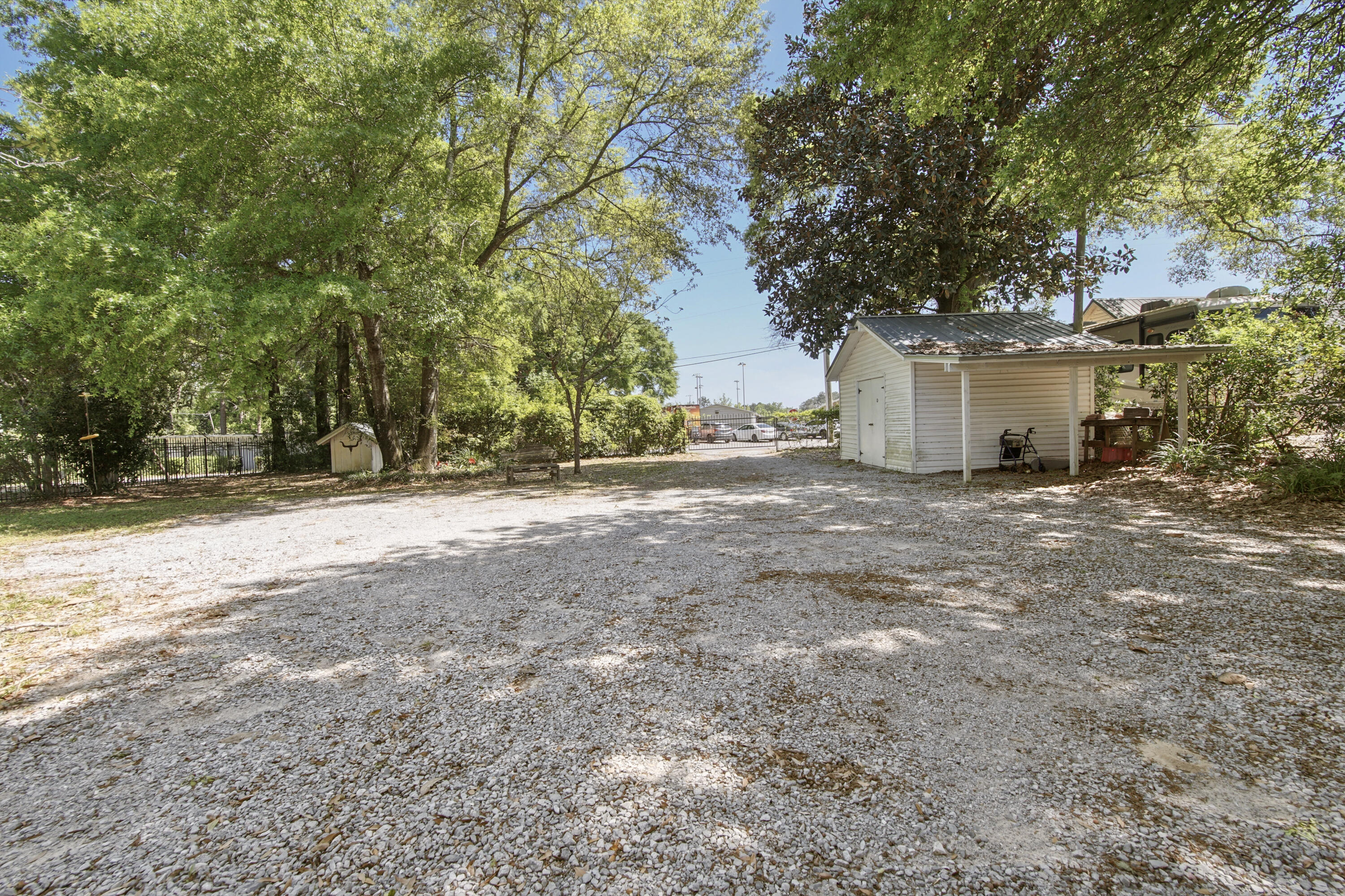 TOWN OF DEFUNIAK SPRINGS - Residential