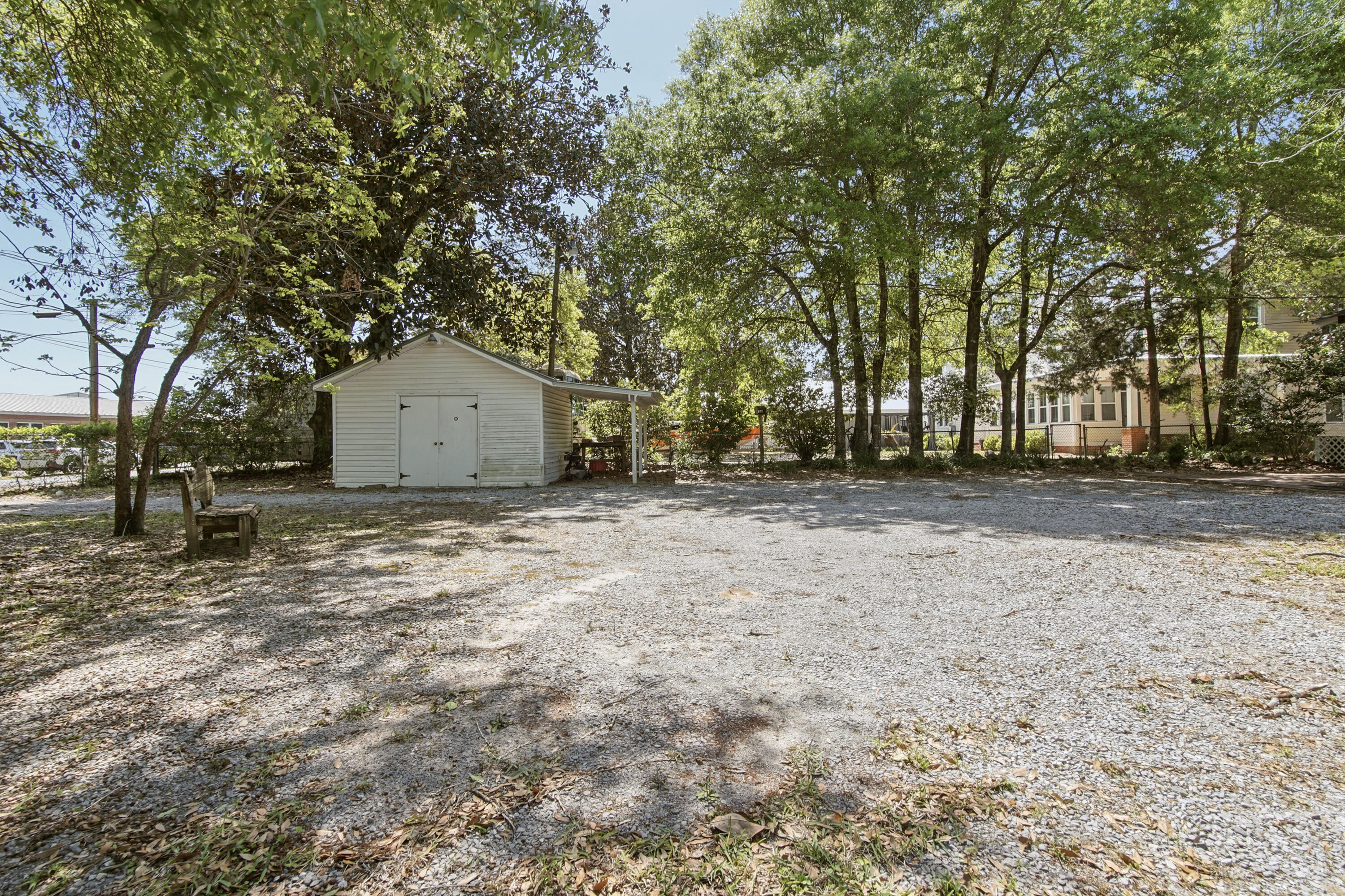 TOWN OF DEFUNIAK SPRINGS - Residential