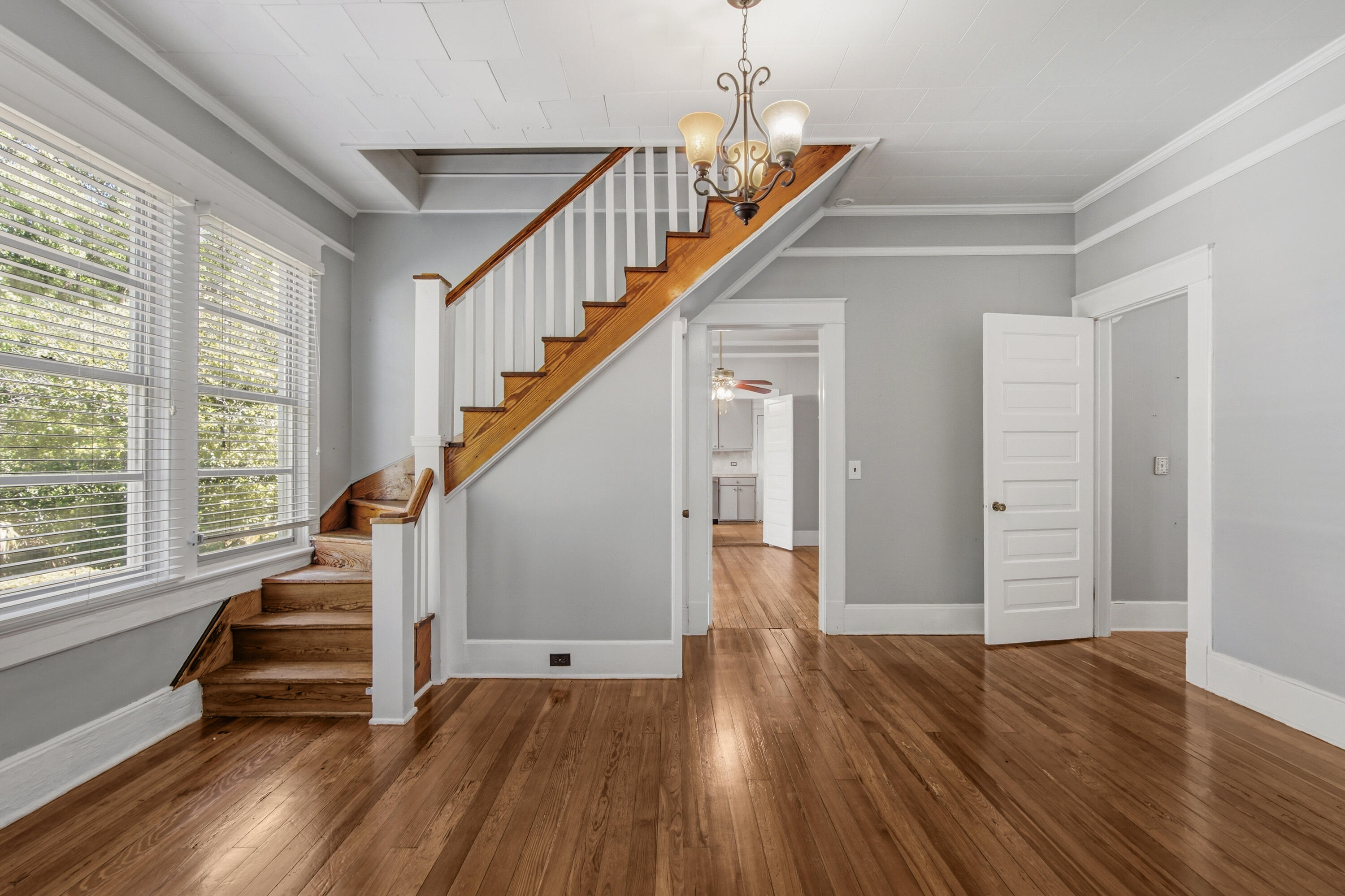 TOWN OF DEFUNIAK SPRINGS - Residential