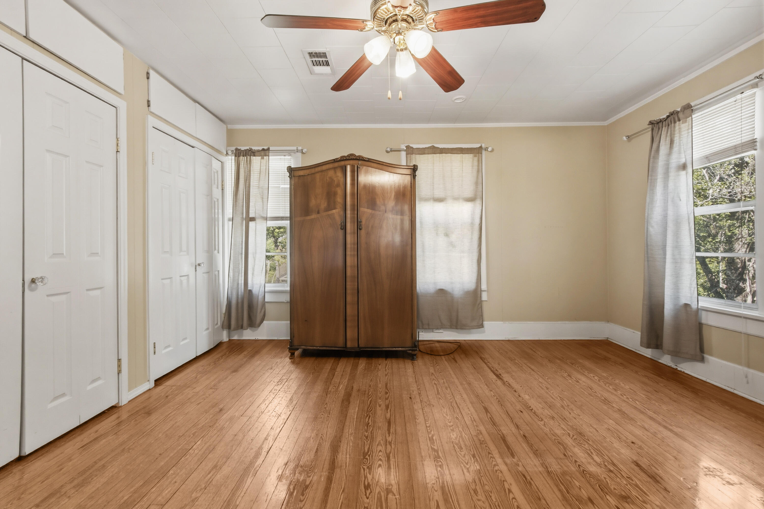 TOWN OF DEFUNIAK SPRINGS - Residential