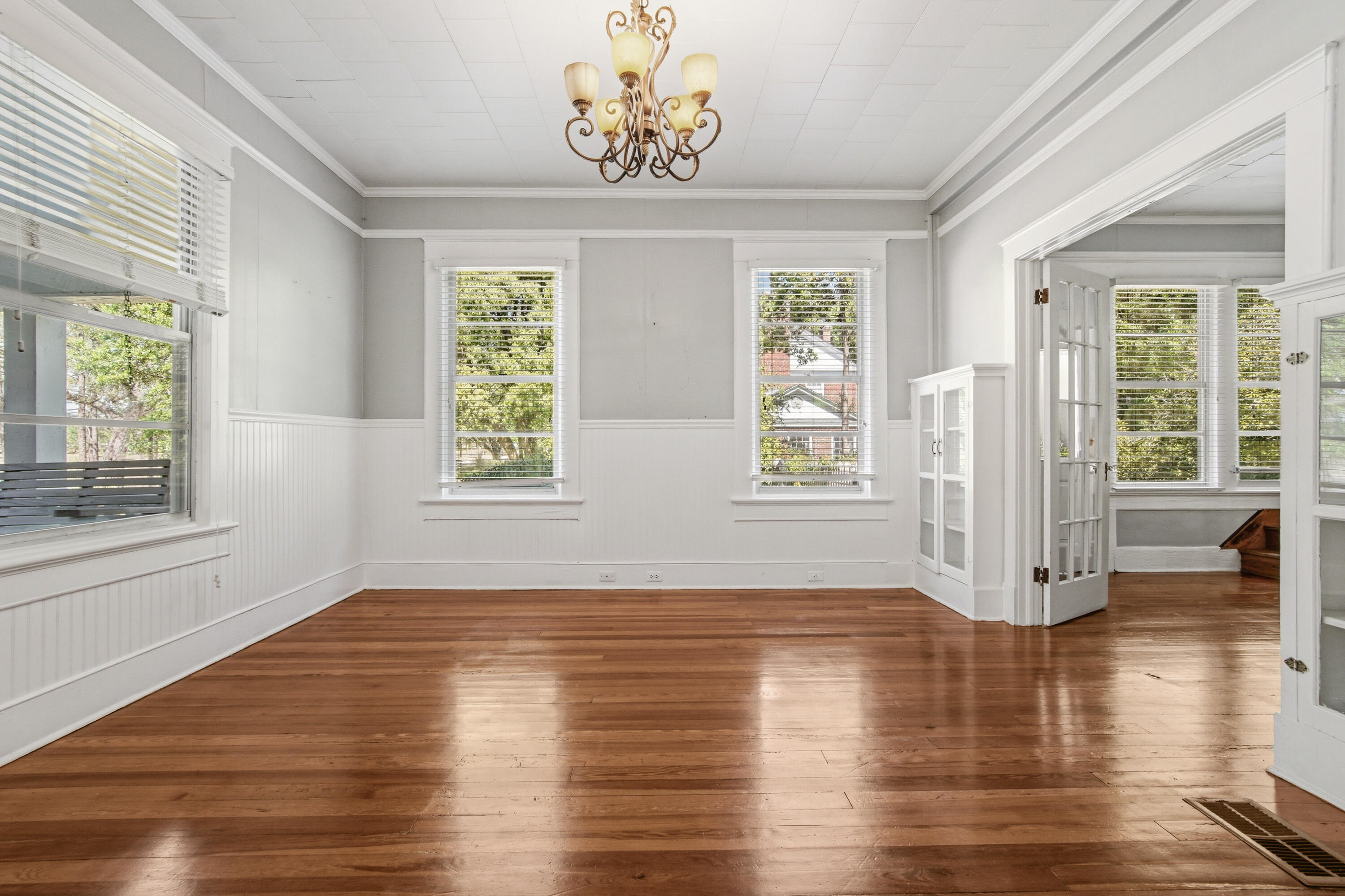 TOWN OF DEFUNIAK SPRINGS - Residential