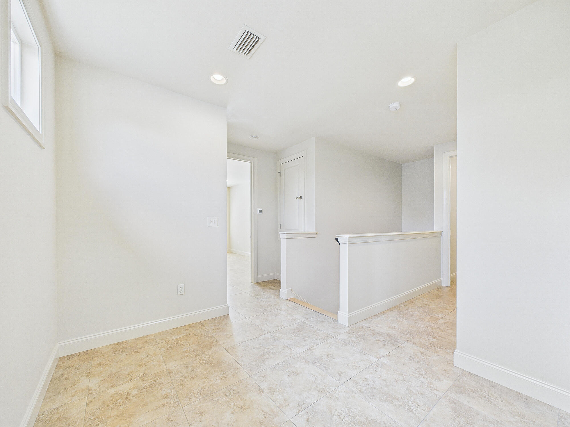 MARINA LANDING - Residential