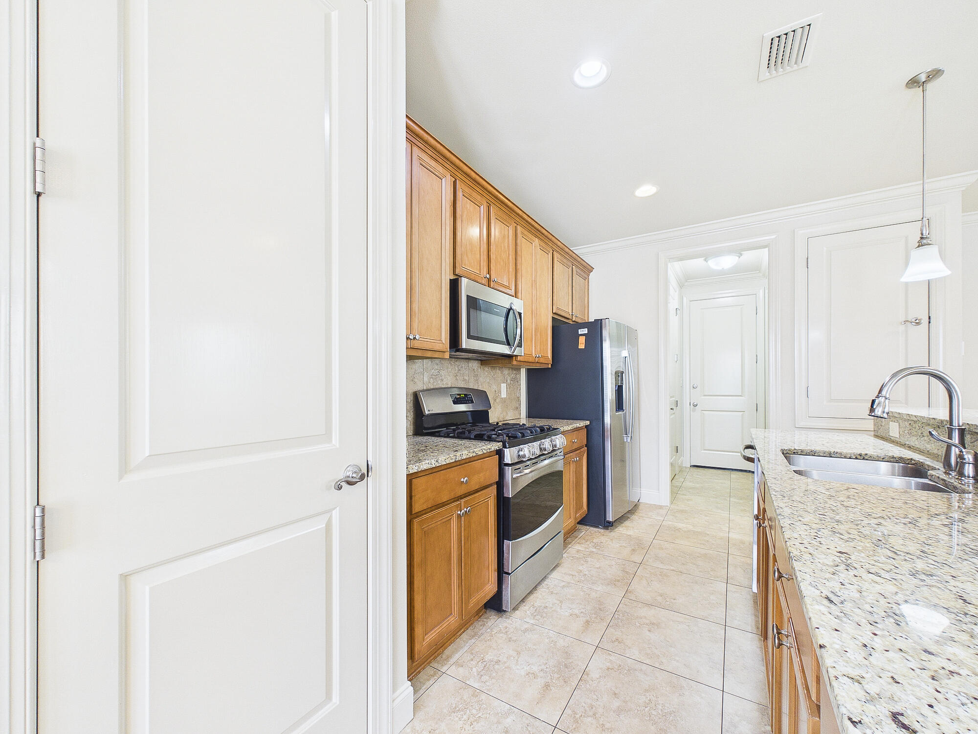 MARINA LANDING - Residential