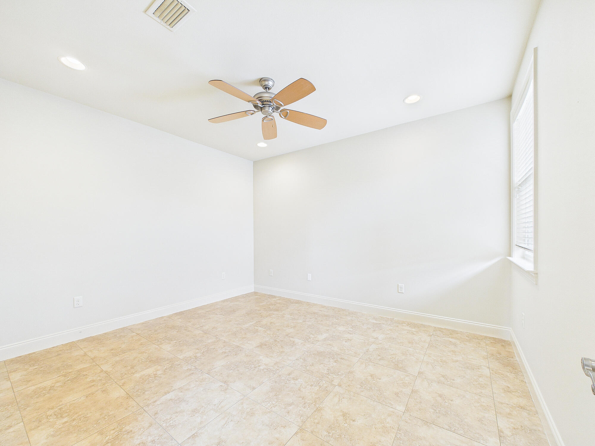 MARINA LANDING - Residential