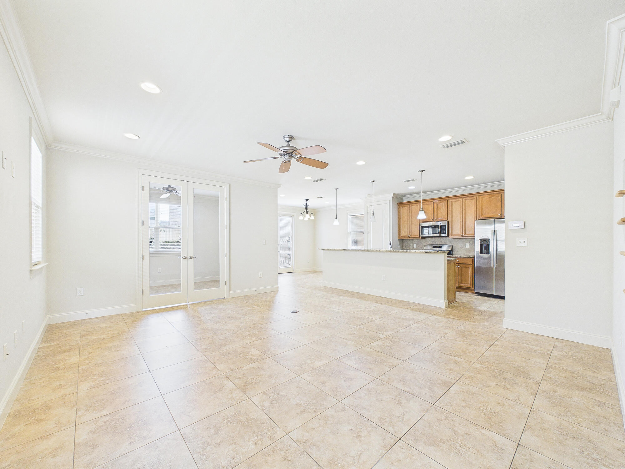 MARINA LANDING - Residential