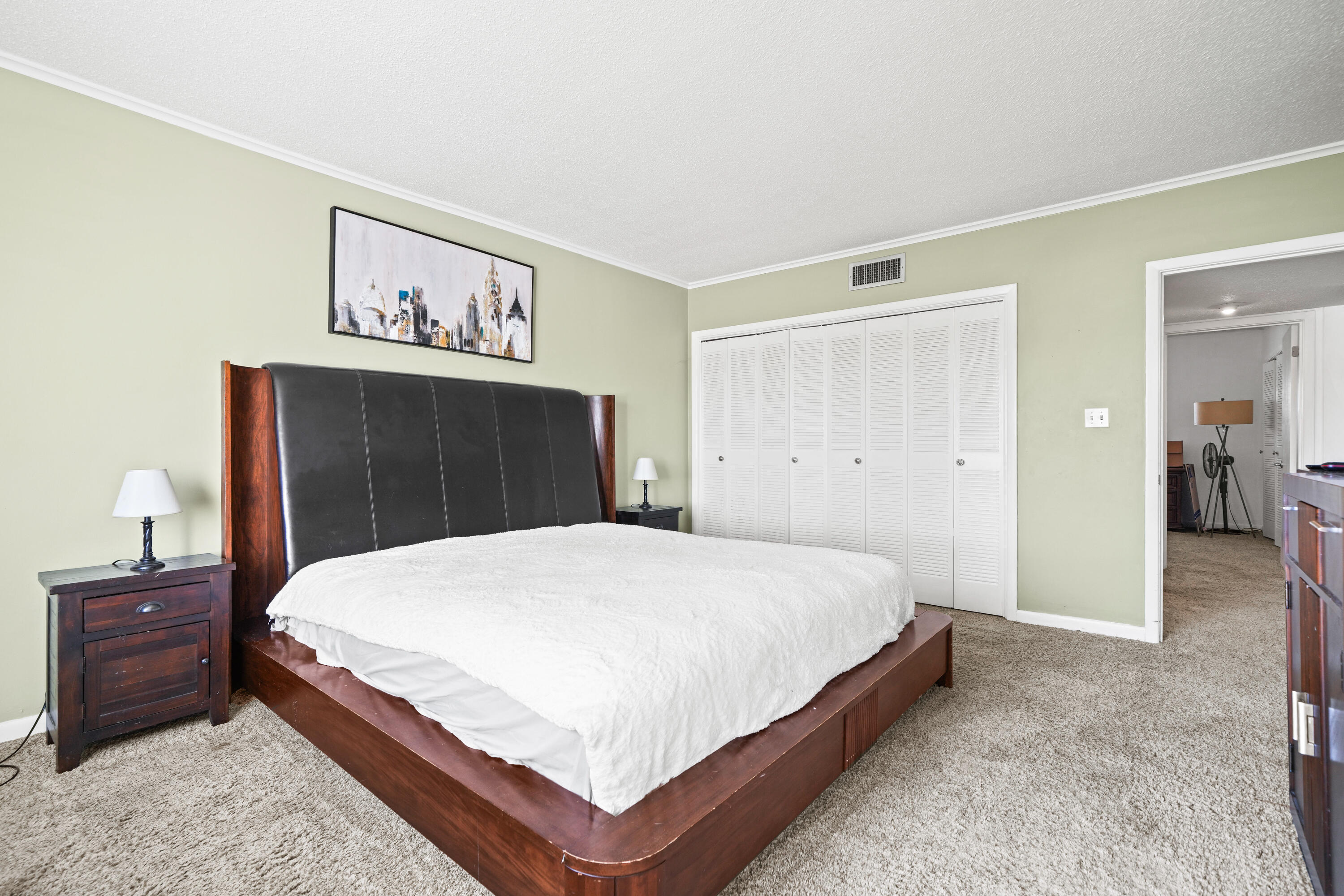 LEISURE 1 CONDO - Residential