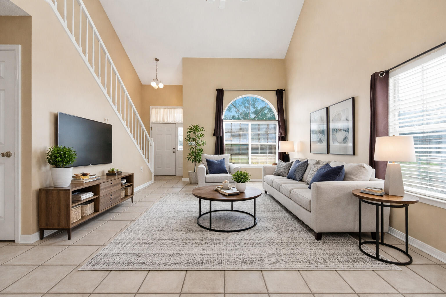 VALPARAISO PINECREST 6 - Residential