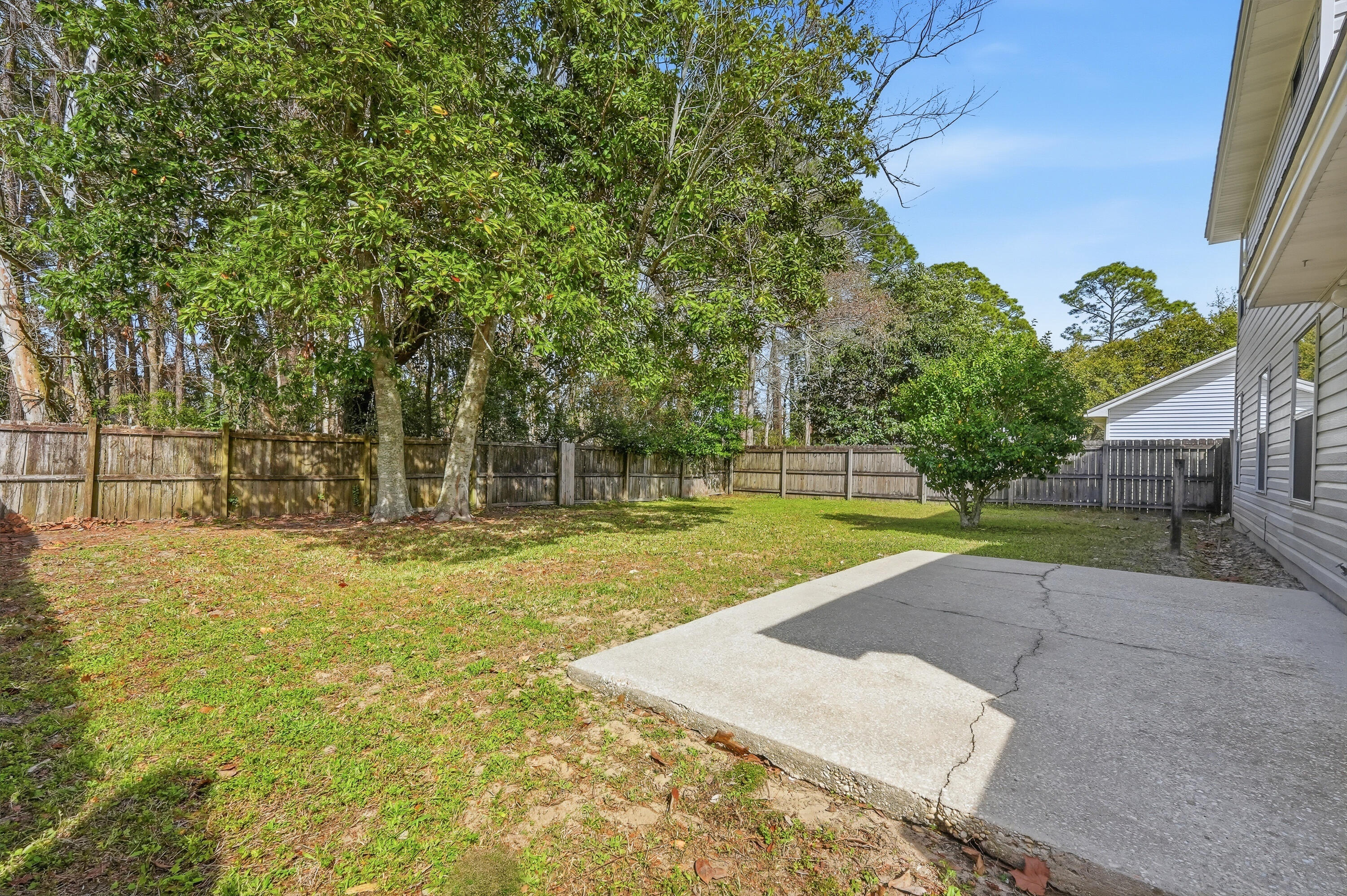 VALPARAISO PINECREST 6 - Residential