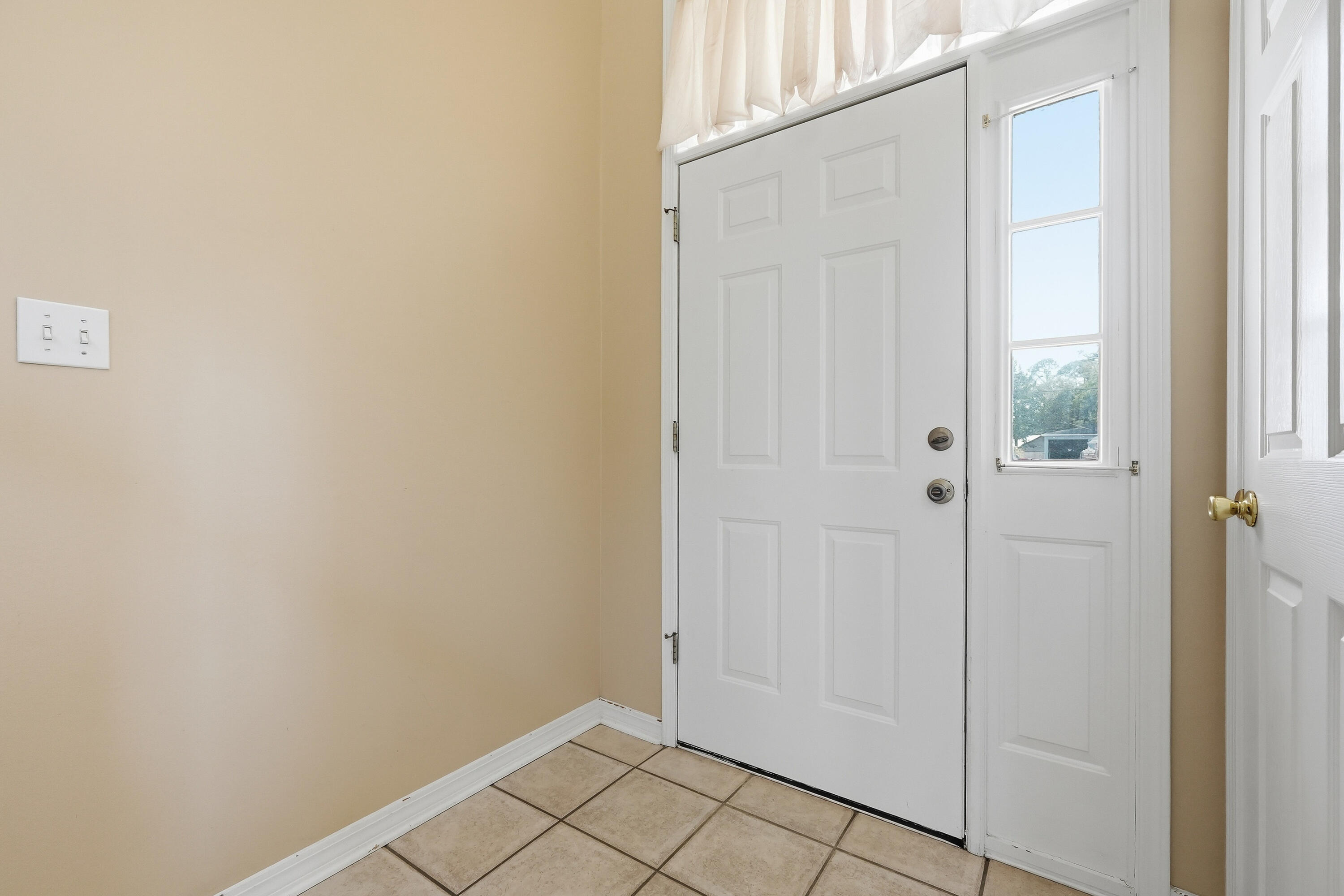 VALPARAISO PINECREST 6 - Residential