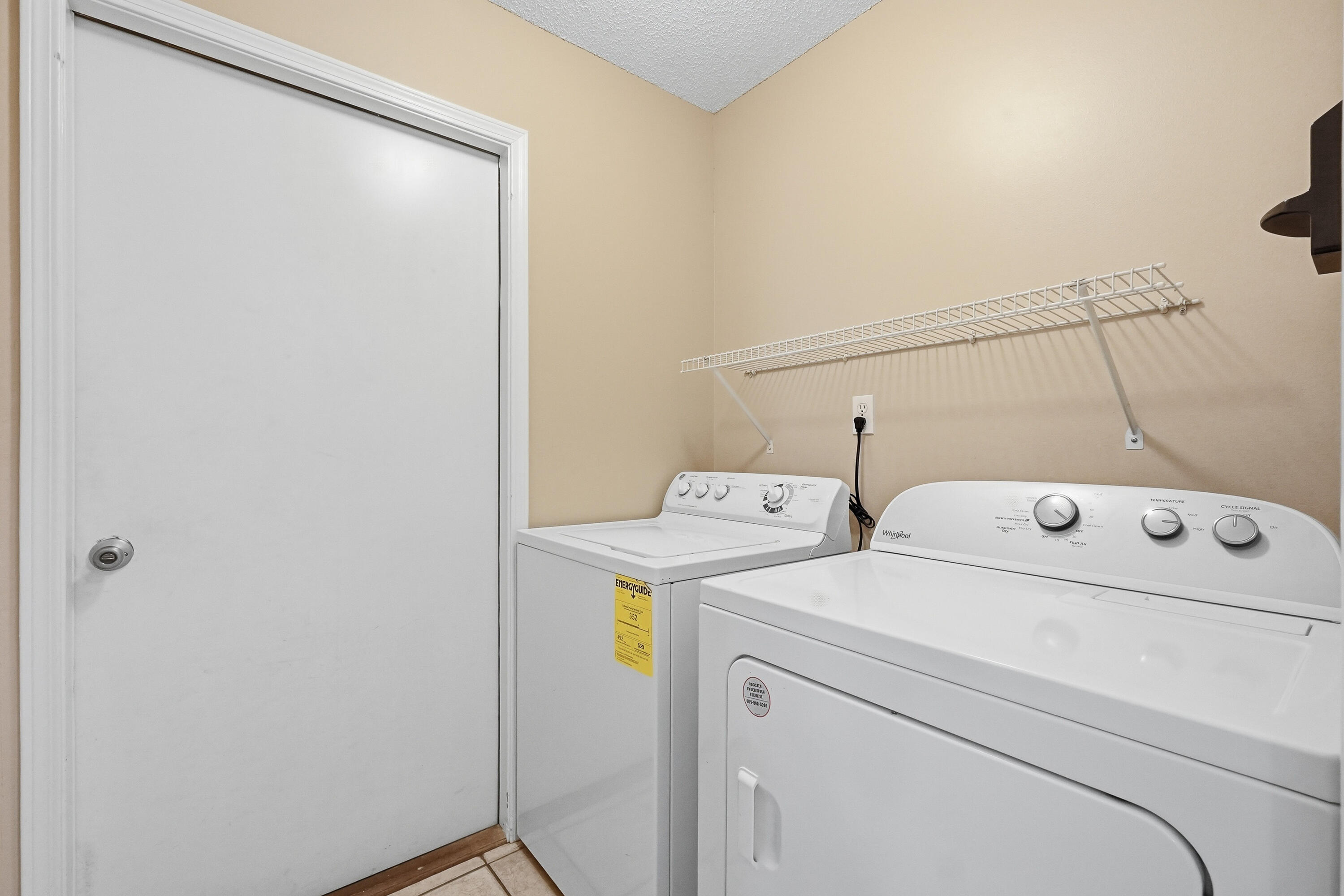 VALPARAISO PINECREST 6 - Residential