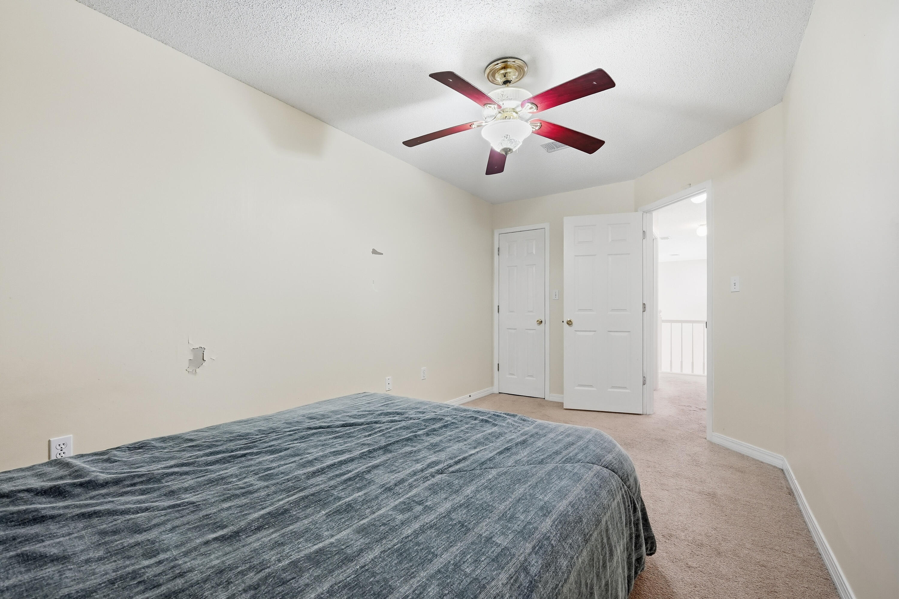 VALPARAISO PINECREST 6 - Residential