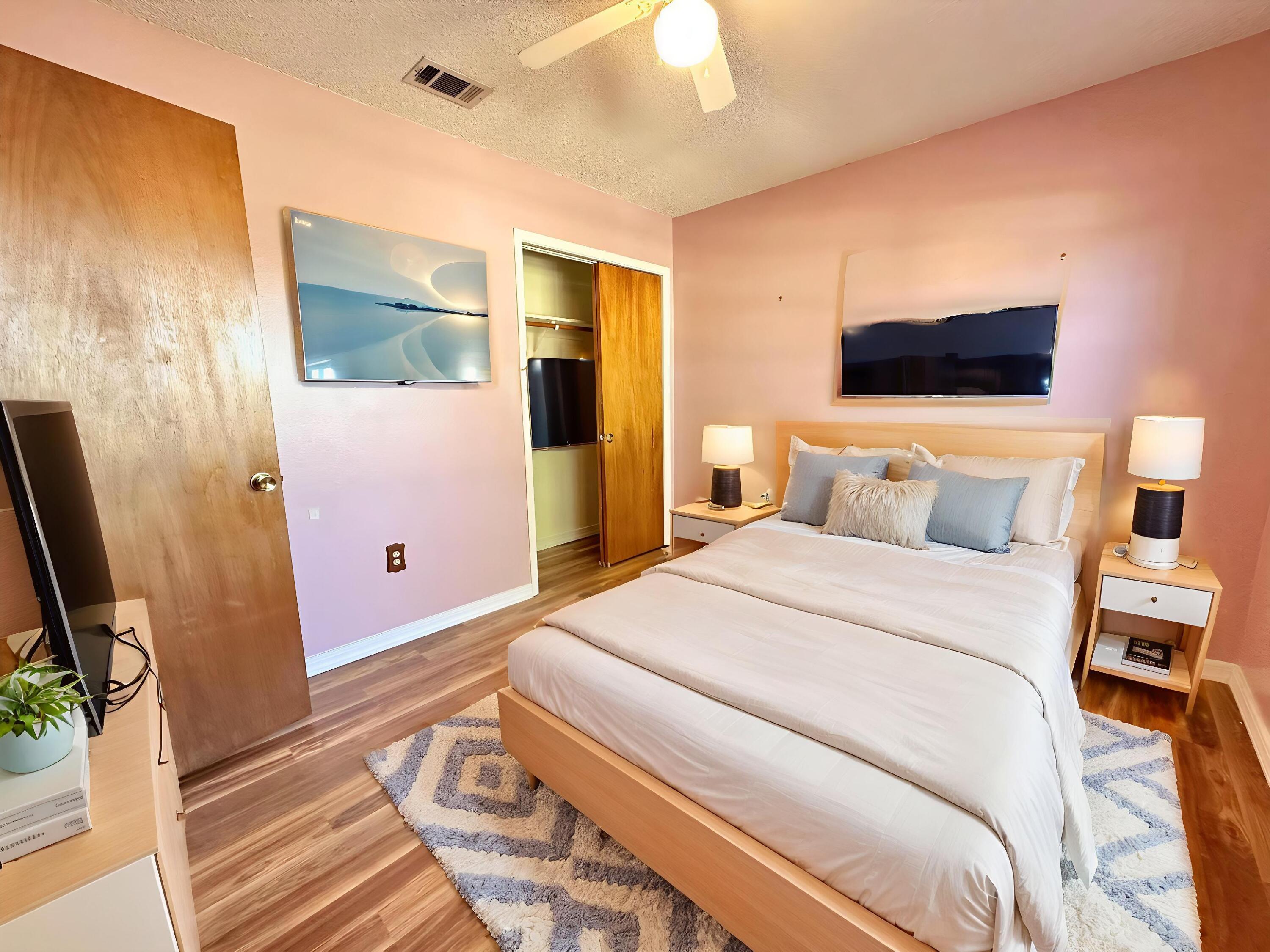 Cambridge Townhome - Residential