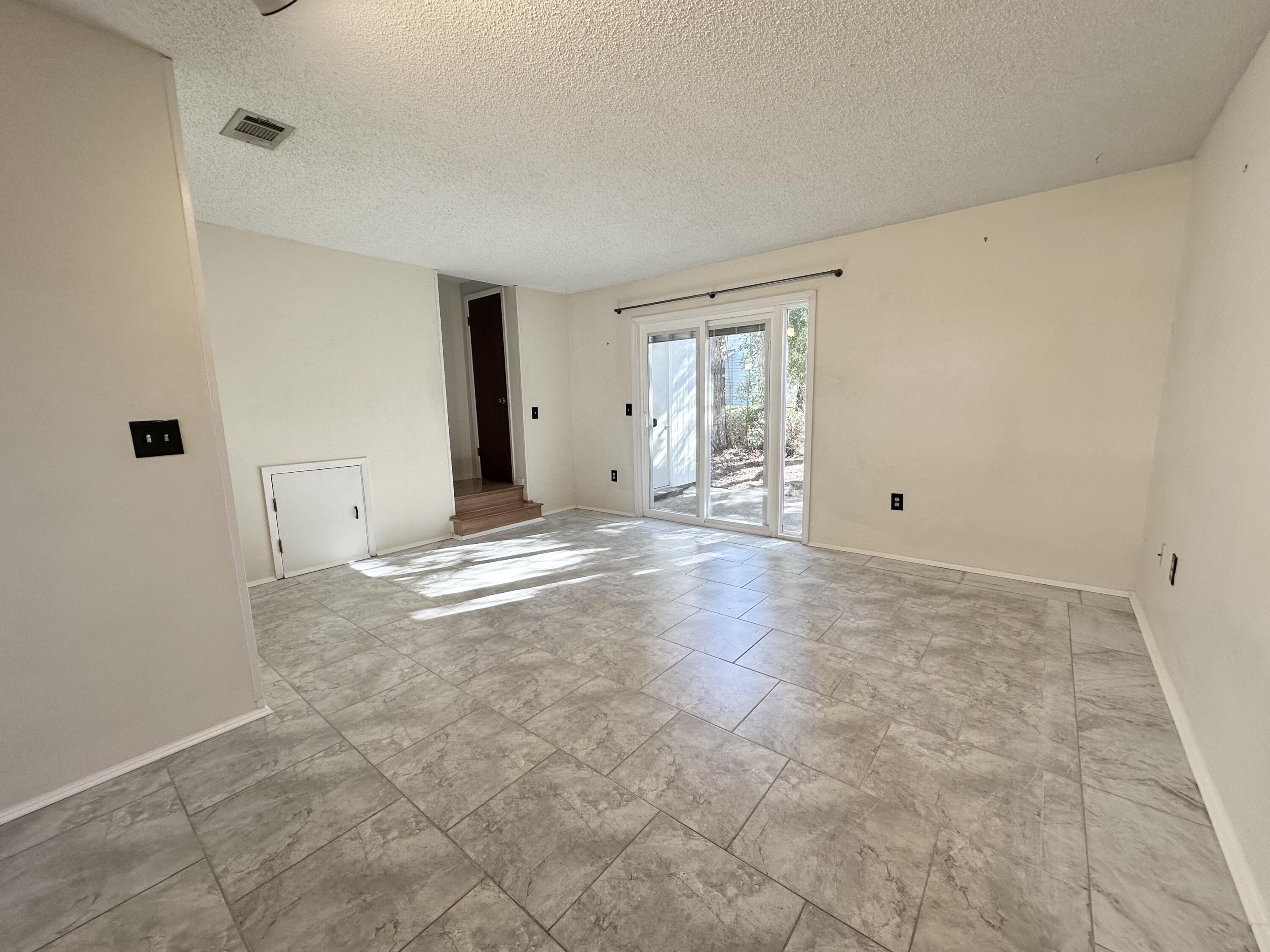 Cambridge Townhome - Residential