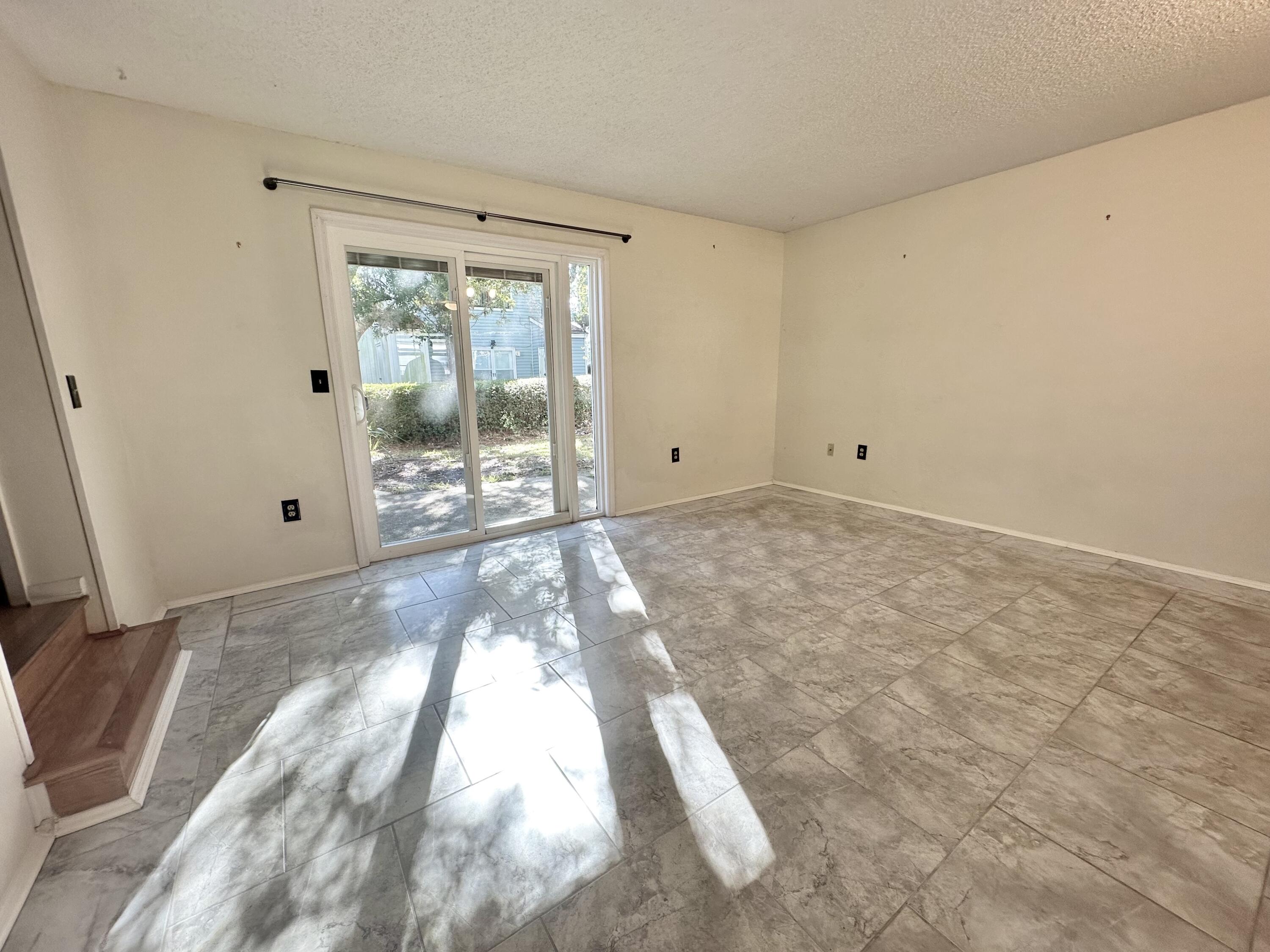 Cambridge Townhome - Residential