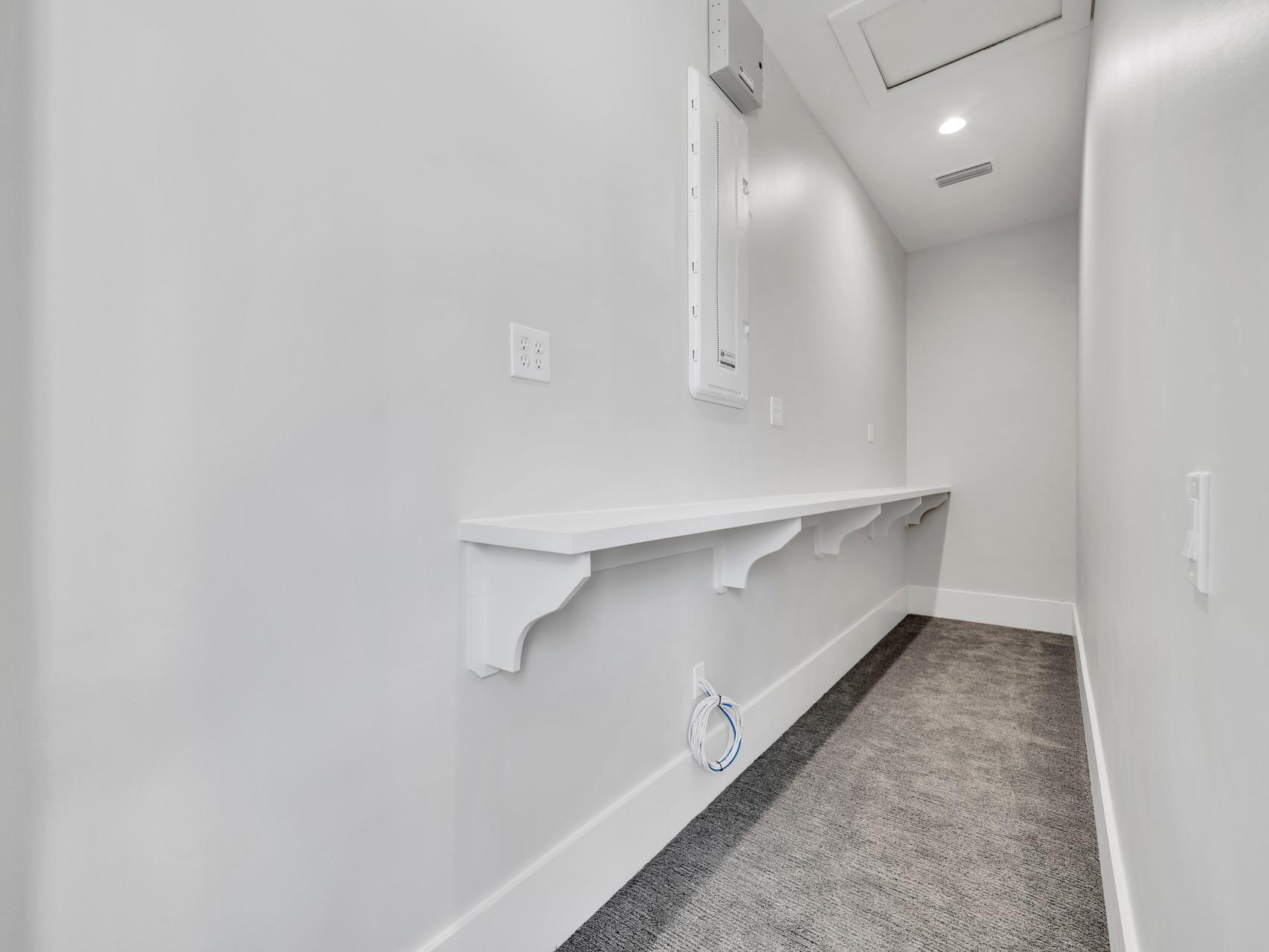 KELLY PLANTATION S/D - Residential Lease