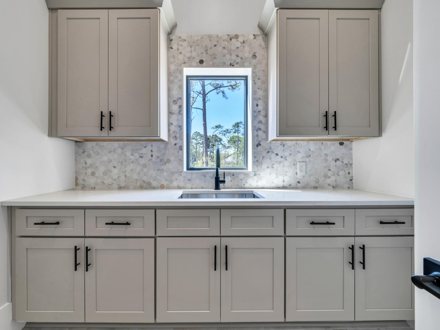 KELLY PLANTATION S/D - Residential Lease