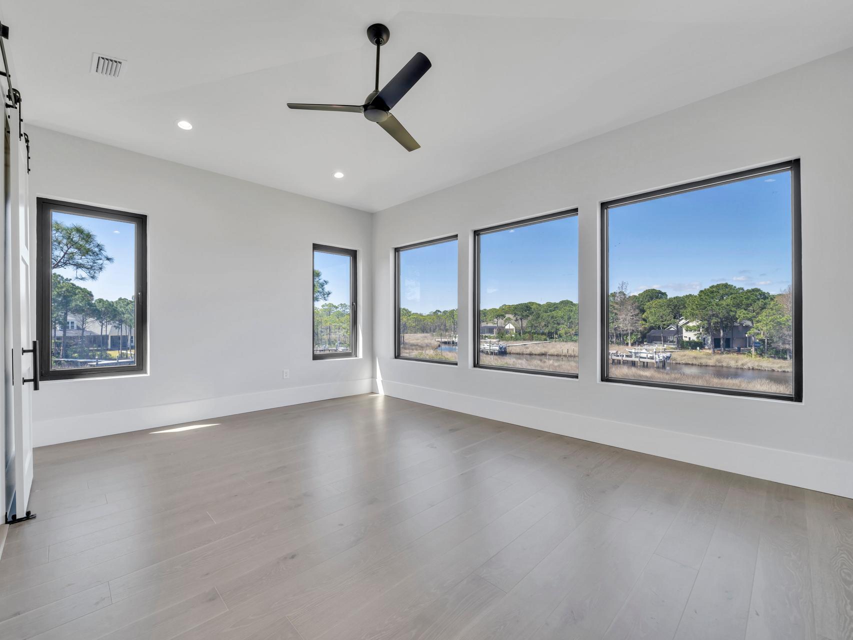 KELLY PLANTATION S/D - Residential Lease