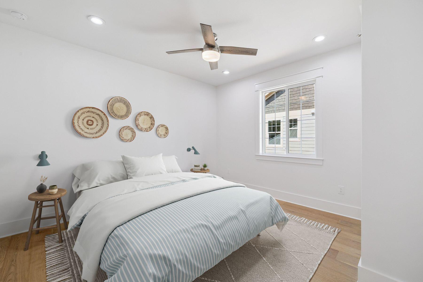 EAGLE BAY - Residential