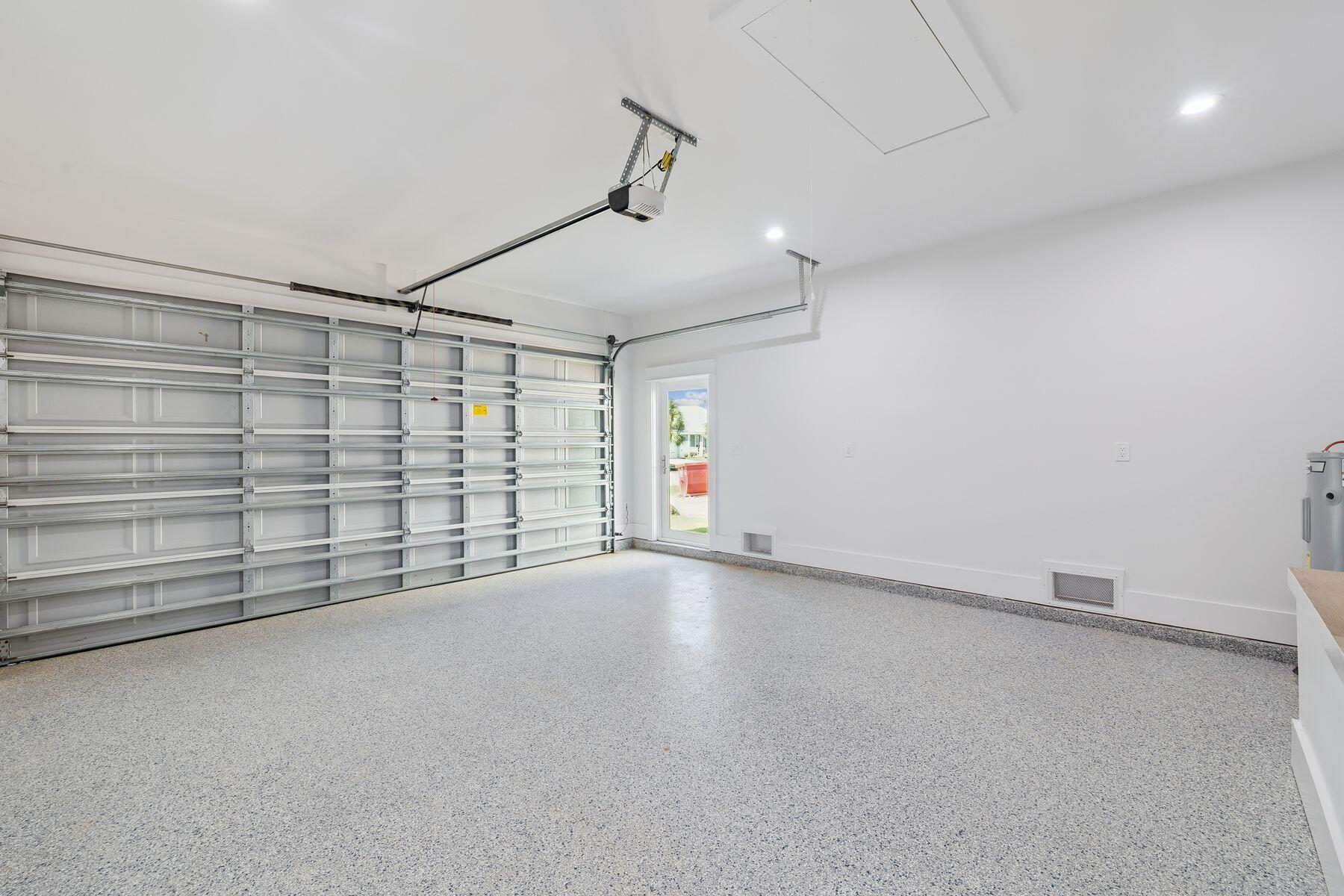 EAGLE BAY - Residential