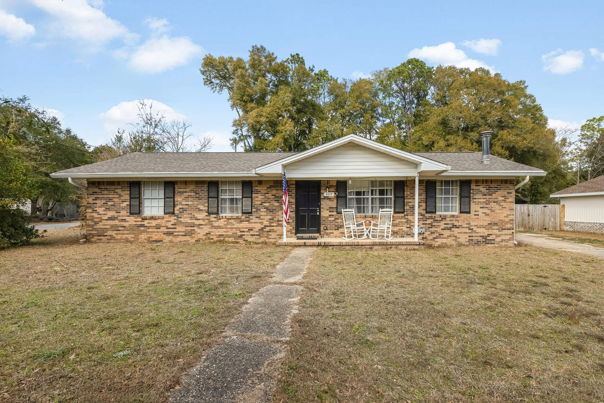 CRESTVIEW - Residential