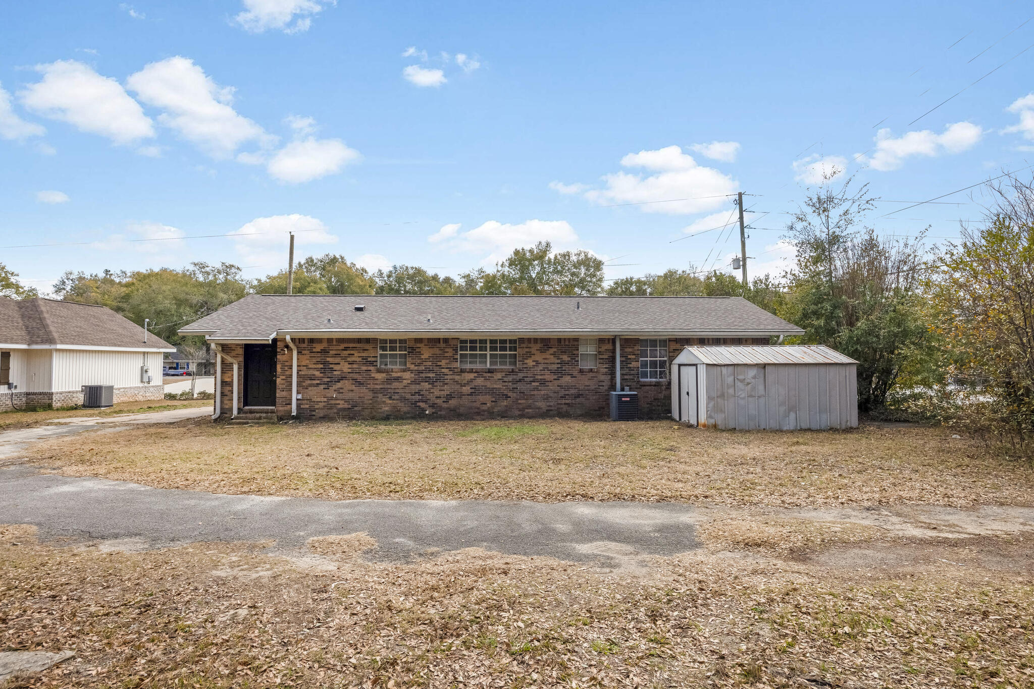 CRESTVIEW - Residential