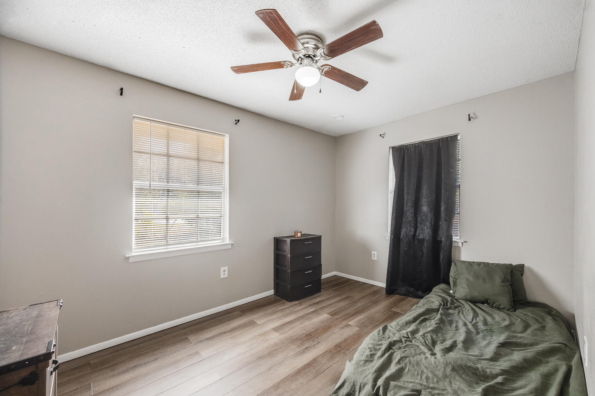 CRESTVIEW - Residential