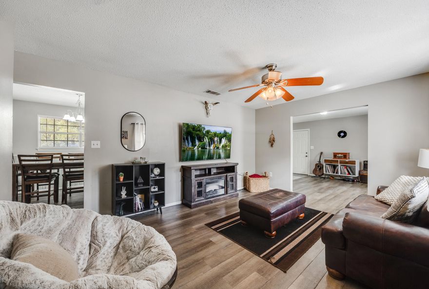 SHORT SALE

3 bedroom, 2 bathroom home offering approximately 1,375 square feet of living space on a larger lot in a central location. This property provides a functional layout with comfortable living areas and good potential for a buyer looking to make it their own.