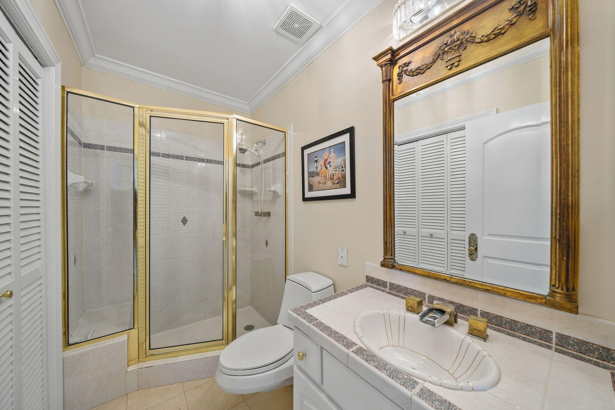 REGENCY TOWERS CONDO - Residential