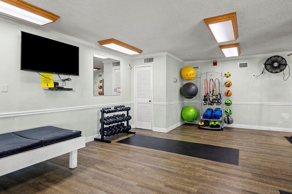 REGENCY TOWERS CONDO - Residential