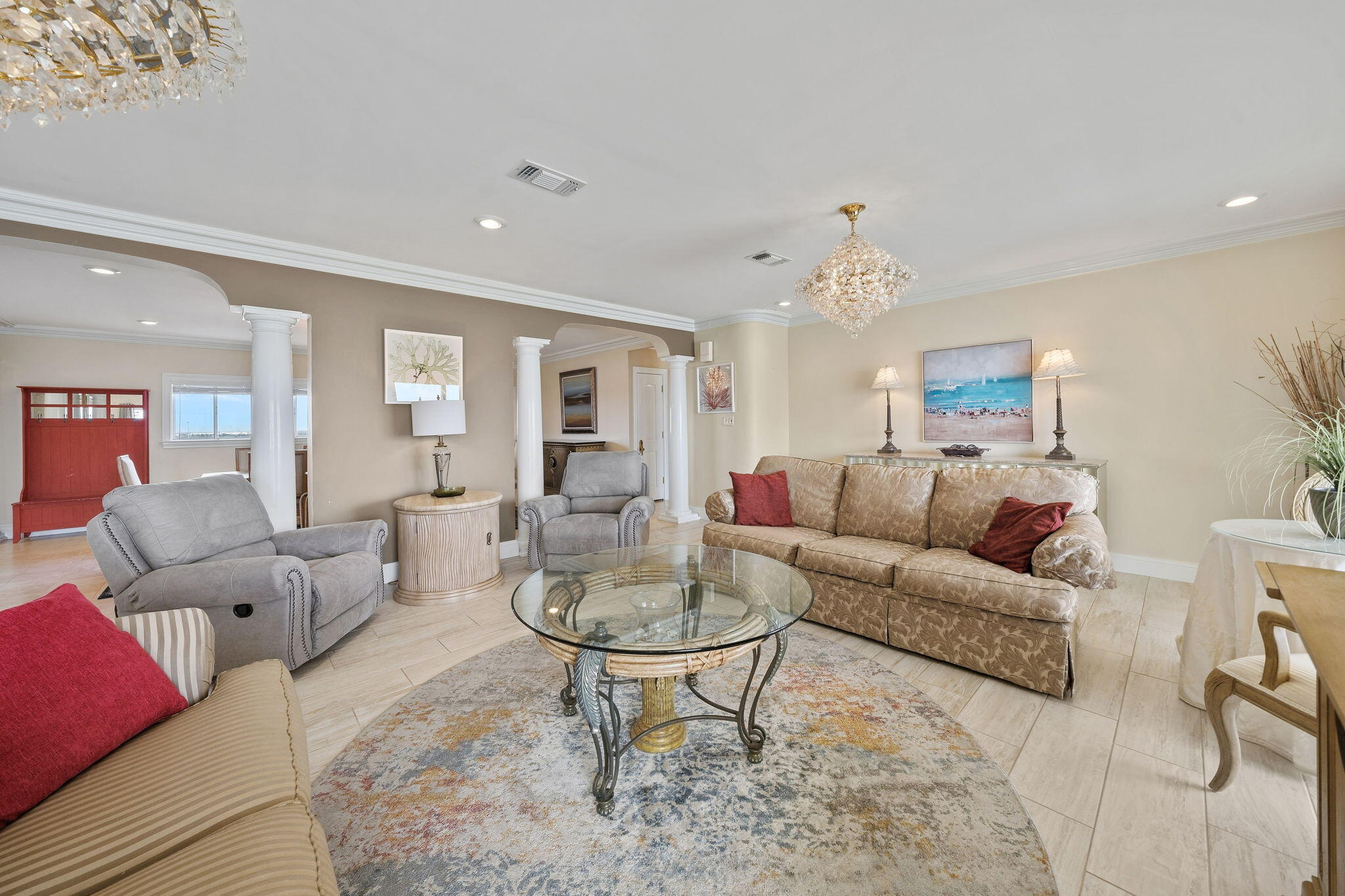 REGENCY TOWERS CONDO - Residential