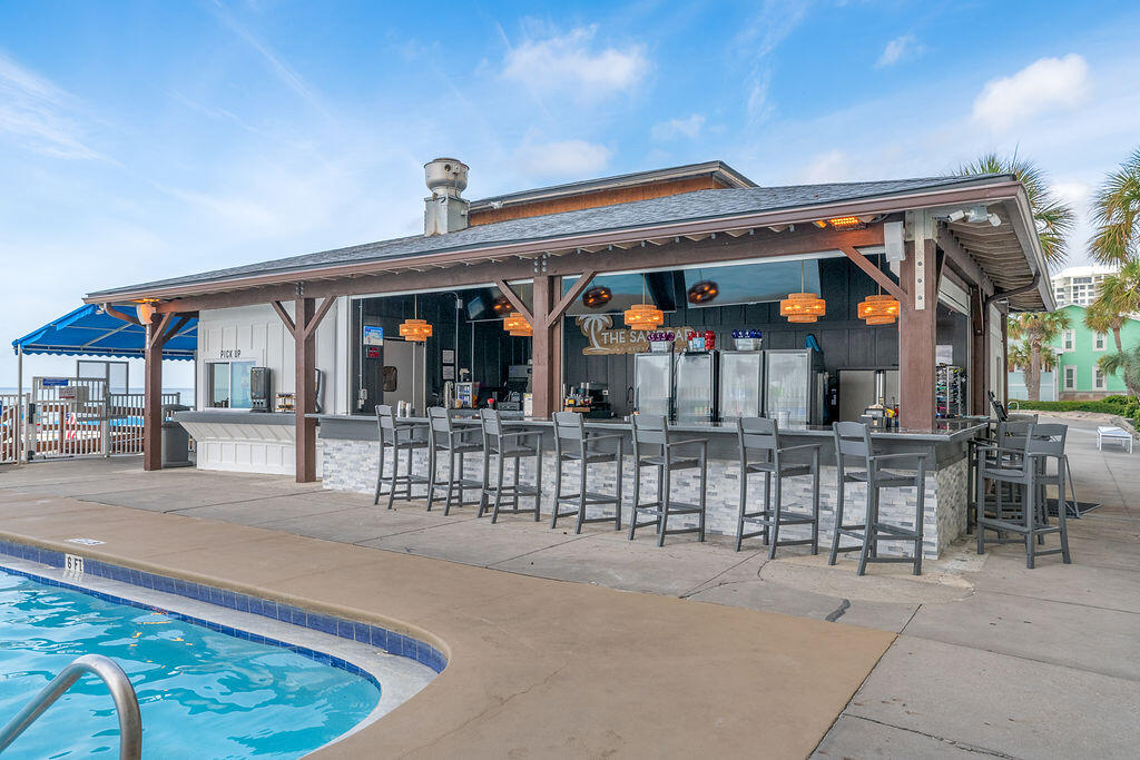 REGENCY TOWERS CONDO - Residential