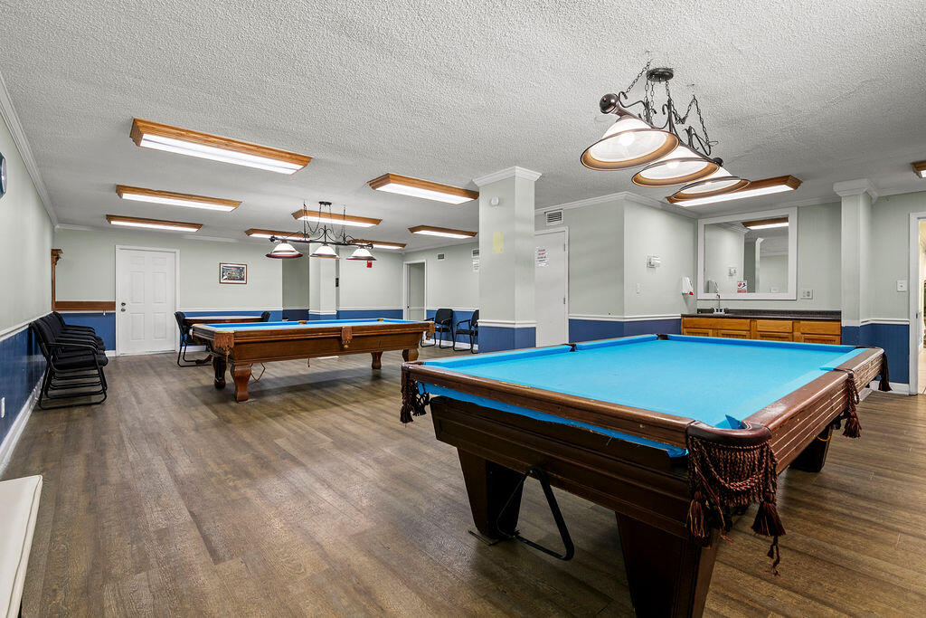 REGENCY TOWERS CONDO - Residential