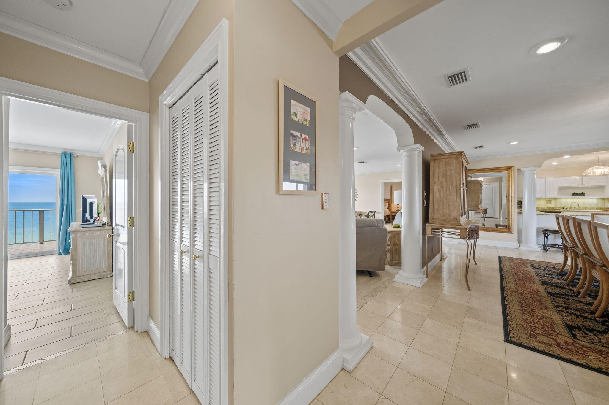 REGENCY TOWERS CONDO - Residential