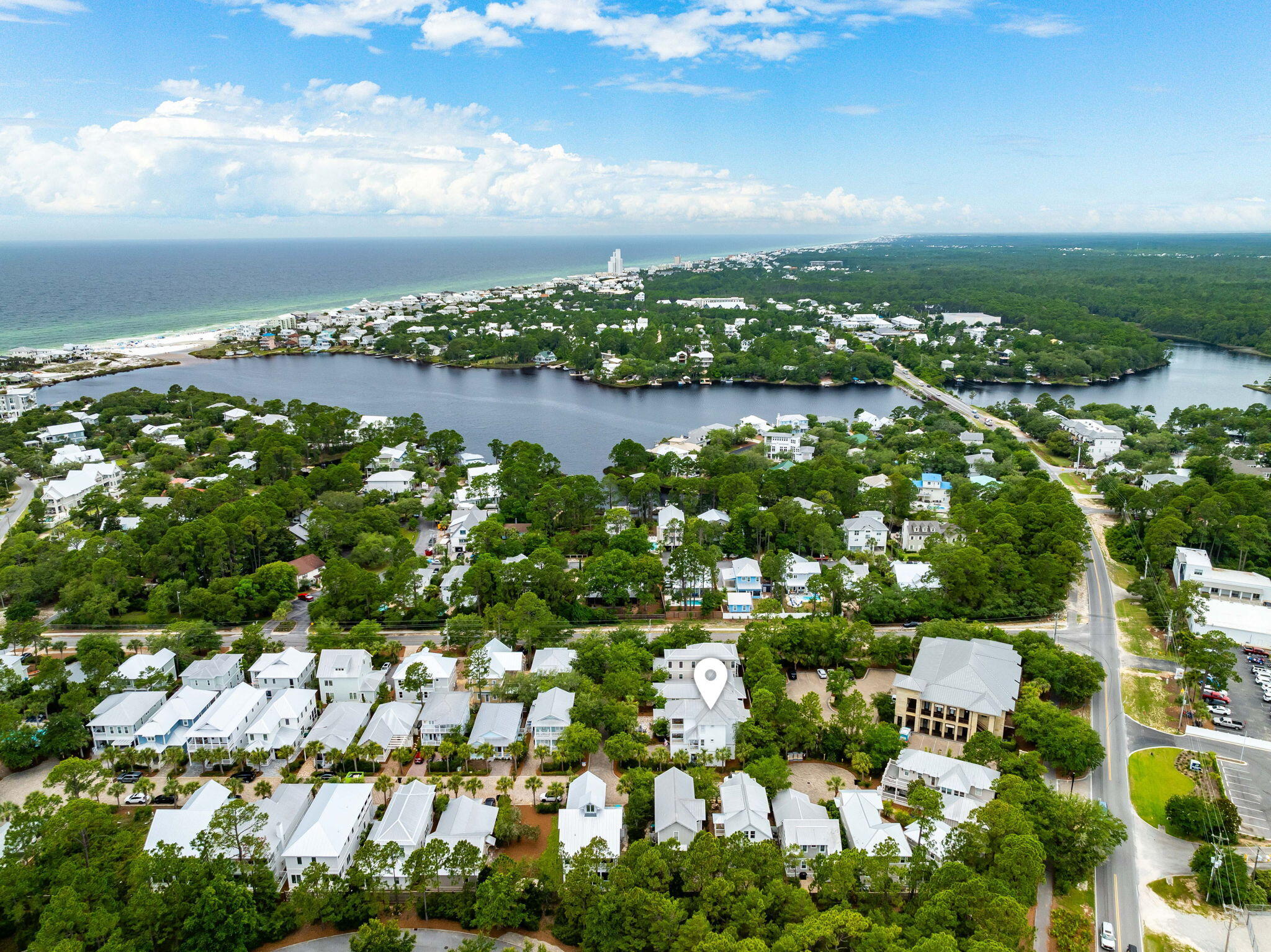 COTTAGES AT EASTERN LAKE - Residential