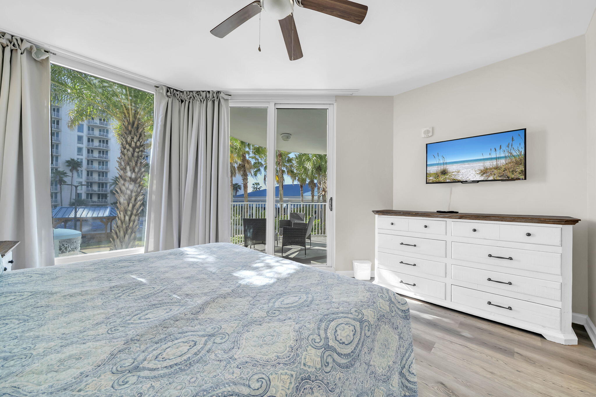 THE PALMS OF DESTIN - Residential