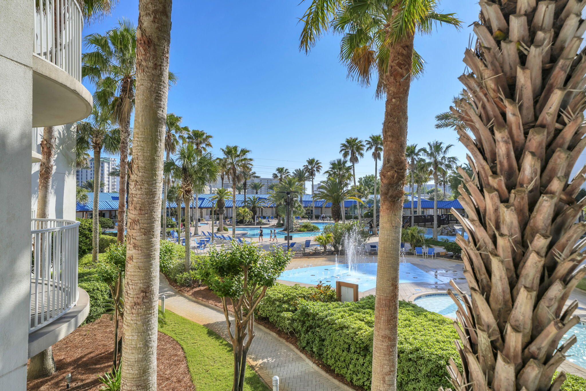 THE PALMS OF DESTIN - Residential