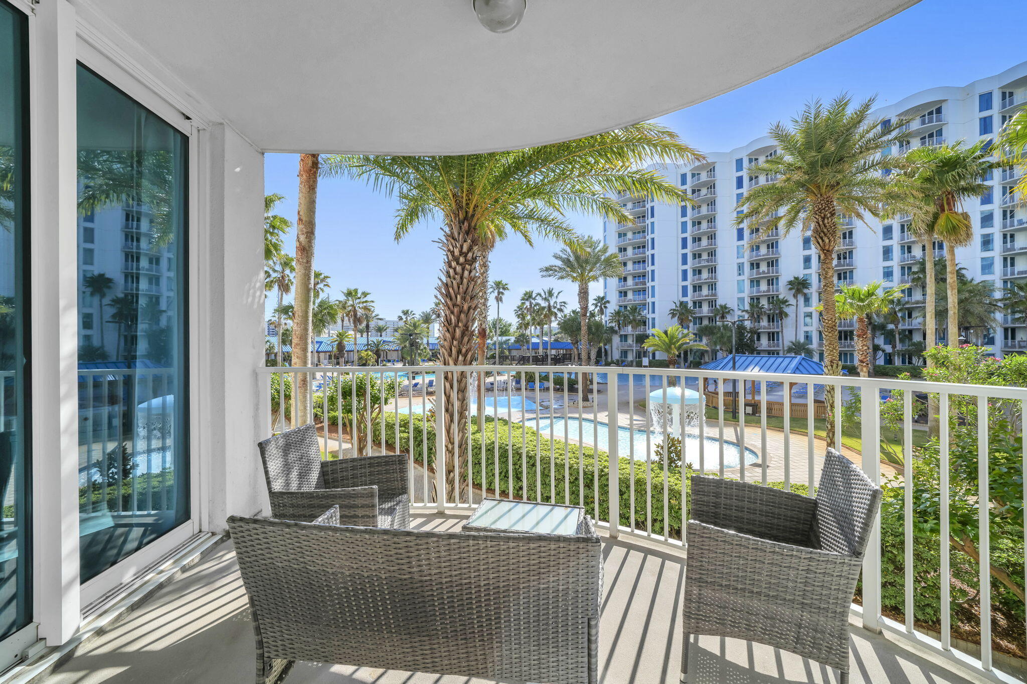 THE PALMS OF DESTIN - Residential