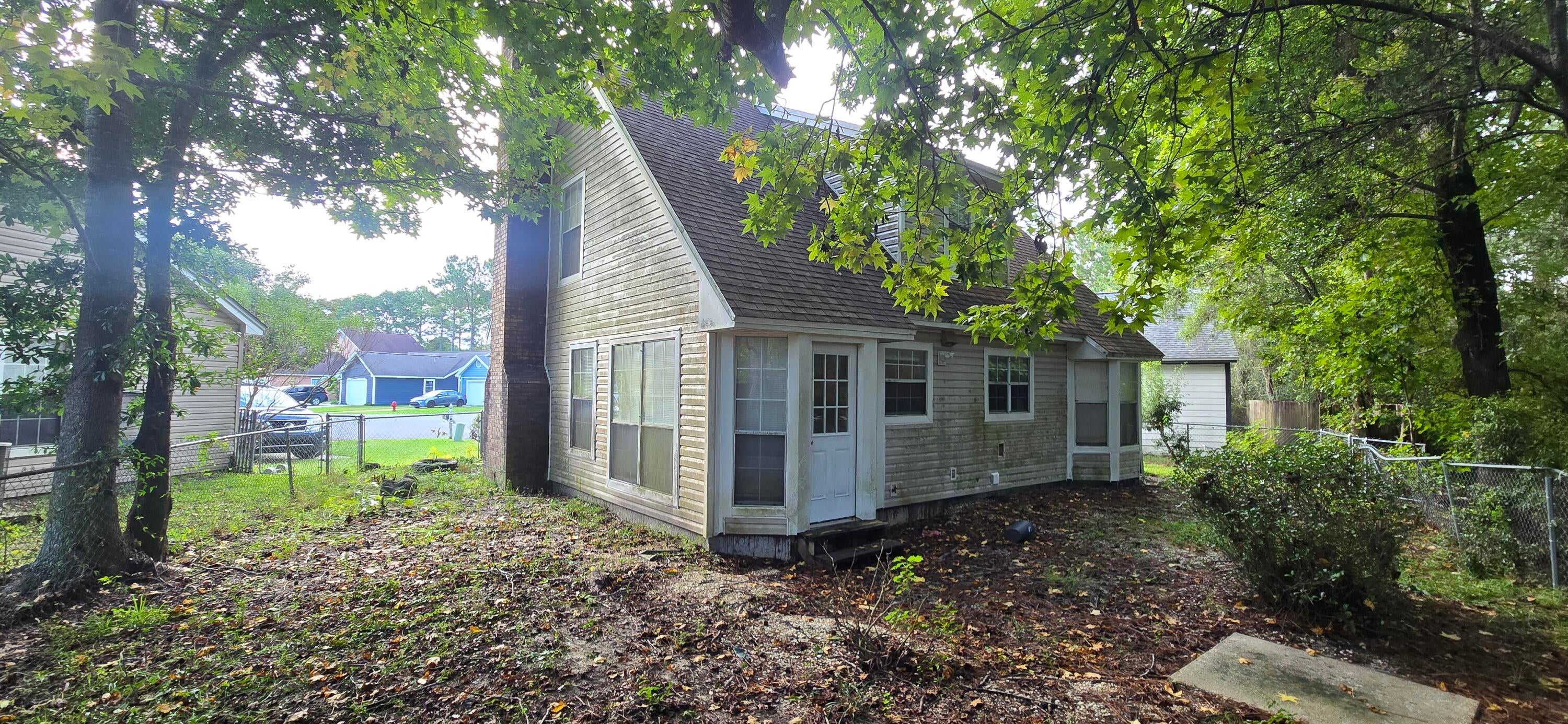 2533 Georgetown Lane