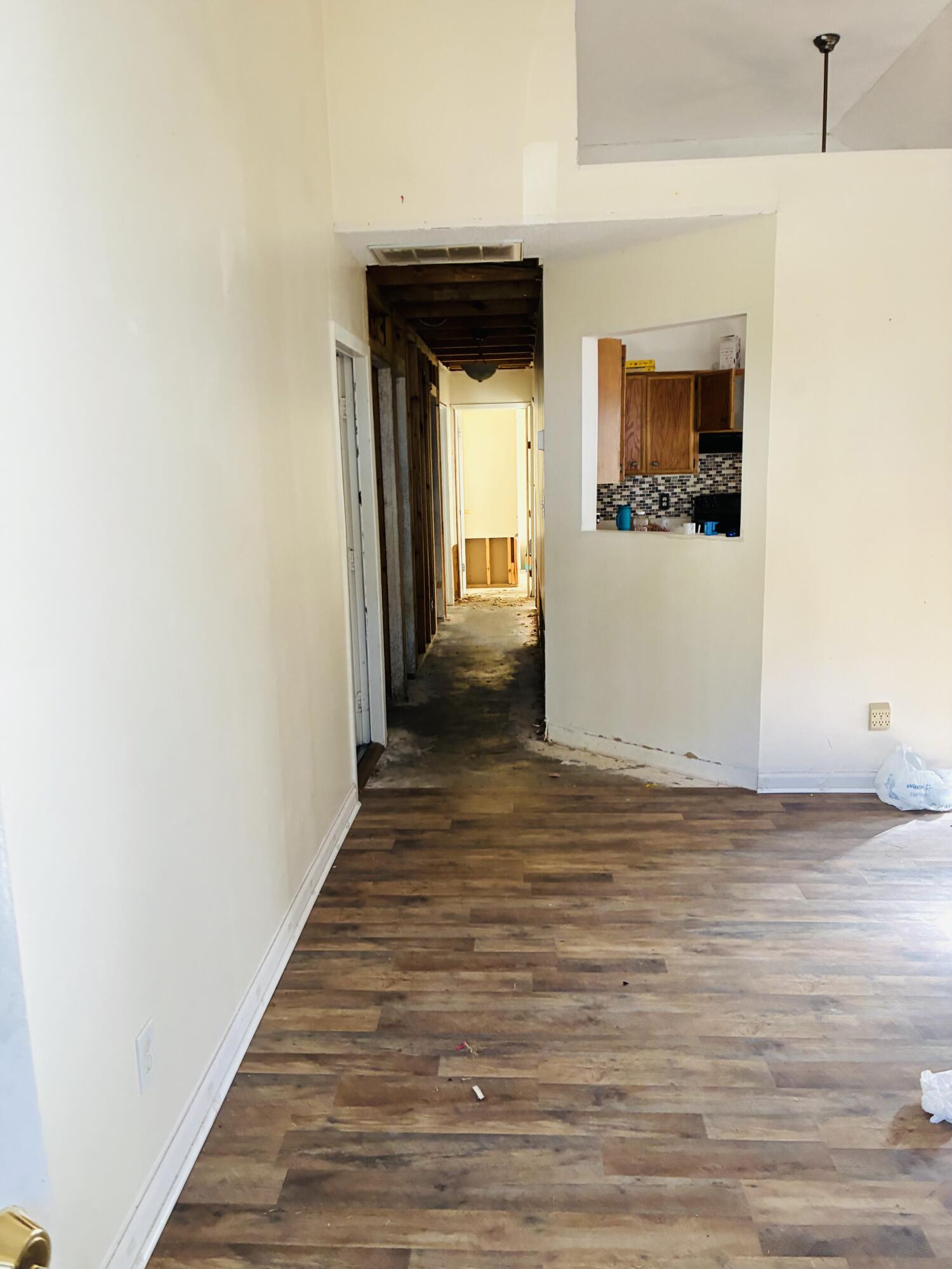 NO RECORDED SUBDIVISION - Residential