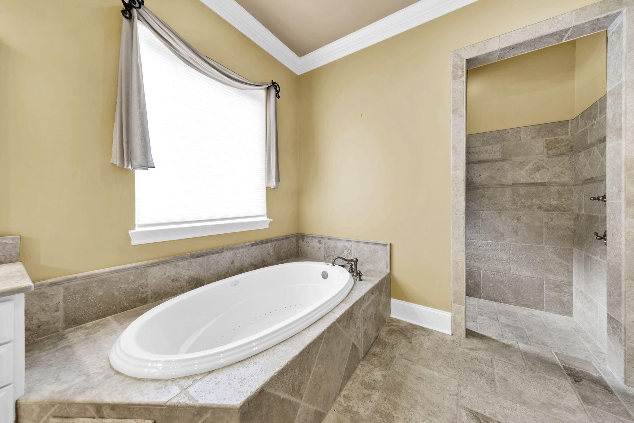 REGATTA BAY PH 1 - Residential