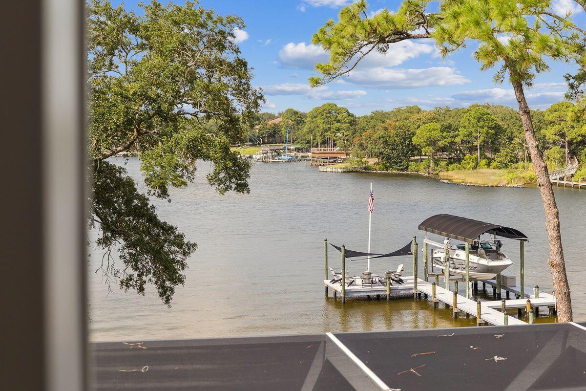 RESUB OF KELLYS ADD TO DESTIN PARTS OF LOTS 1-3 BLK 6 - Residential