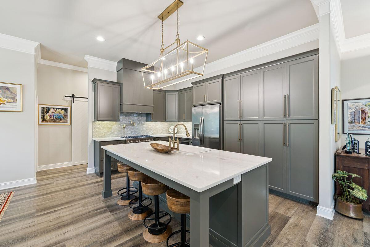 RESUB OF KELLYS ADD TO DESTIN PARTS OF LOTS 1-3 BLK 6 - Residential